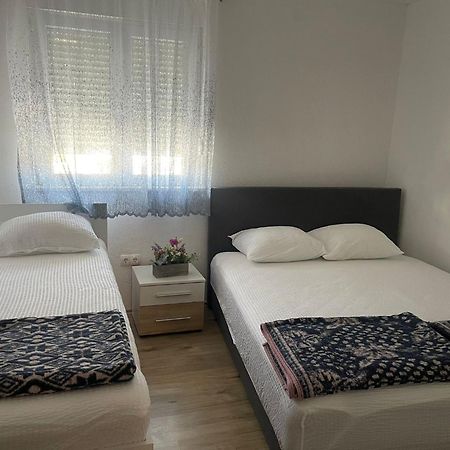 Apartmani Zuti Neum Exterior foto