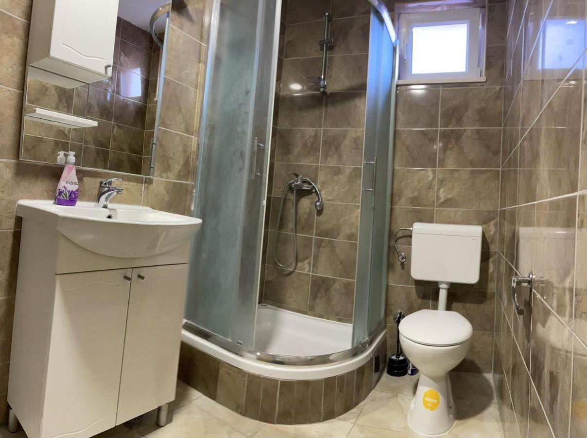 Apartmani Zuti Neum Exterior foto